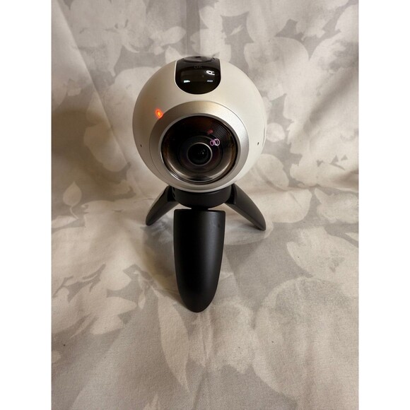 Samsung Gear 360 Degree Camera SM-C200 Tested Working / With Battery/SD card - Picture 1 of 6